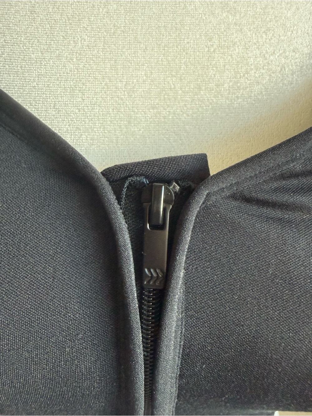 All in Motion Seamless Zip-Front Sports Bra - Picture 5 of 7